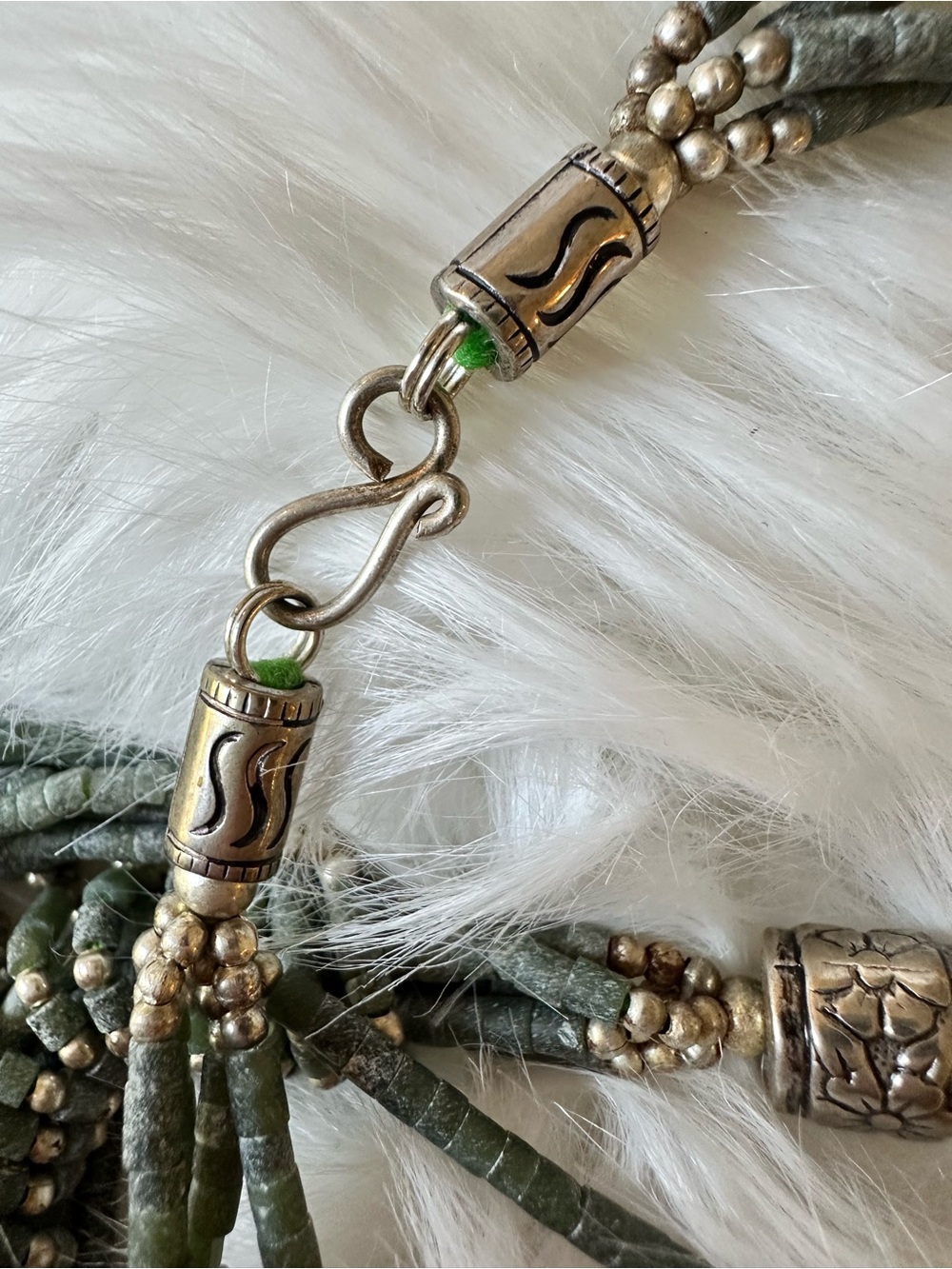 Vintage Green Beaded Fringe Necklace - Picture 5 of 5